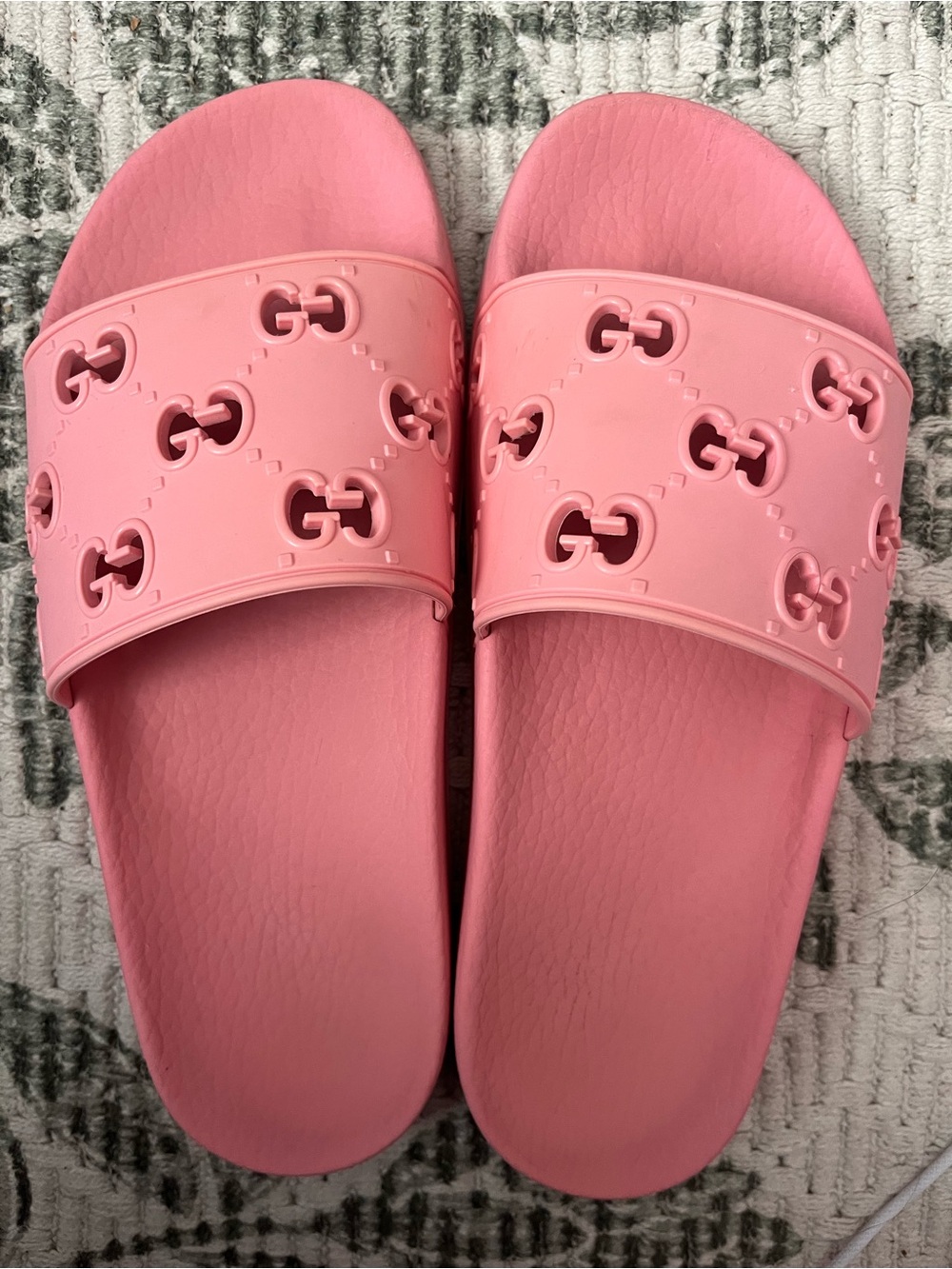 Gucci Pink Interlocking GG Slide Sandals